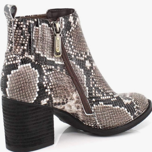Blondo Noa Waterproof Brown Snakeskin Print Side Zip Block Heel Ankle Bootie - Picture 6 of 10
